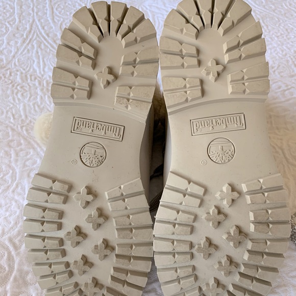 TIMBERLAND boots - Picture 2 of 2